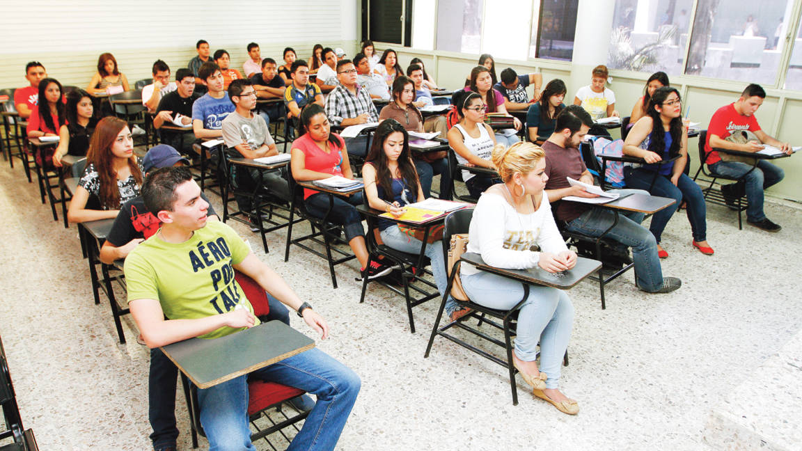 Aprueban regreso a clases presenciales en prepas y universidades de Nuevo León