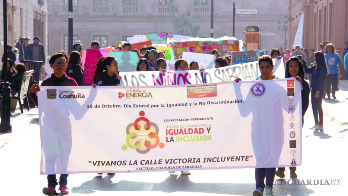 En Saltillo celebran con caminata el Día Estatal por la Igualdad