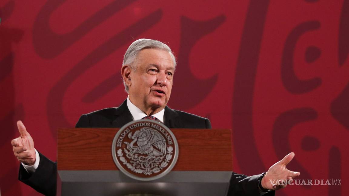 Llama López Obrador a no relajar las medidas