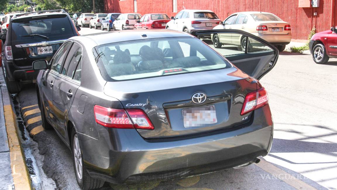 $!Uber vs taxi en Saltillo; un recorrido por las calles de la Ciudad en el primer día de operaciones de Uber en Coahuila