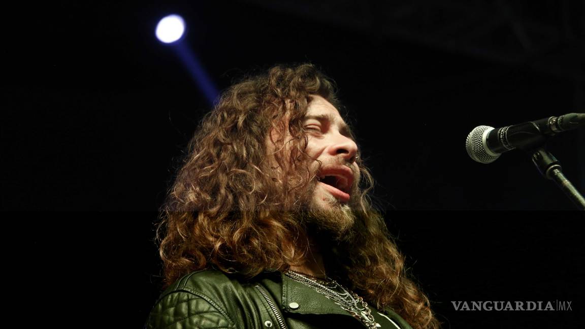 $!Tributo a David Bowie: Alfonso André y Amigos fueron ‘Héroes’ en Saltillo