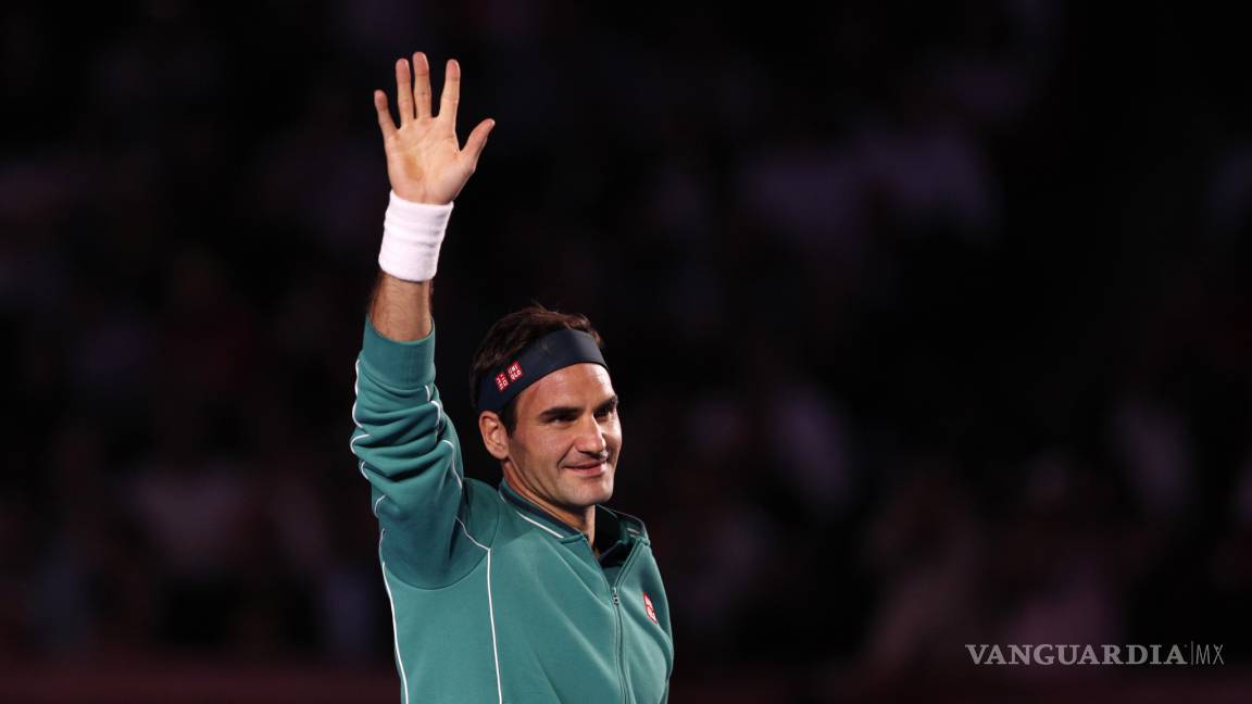 Roger Federer se impone sobre Alexander Zverev en la Plaza México