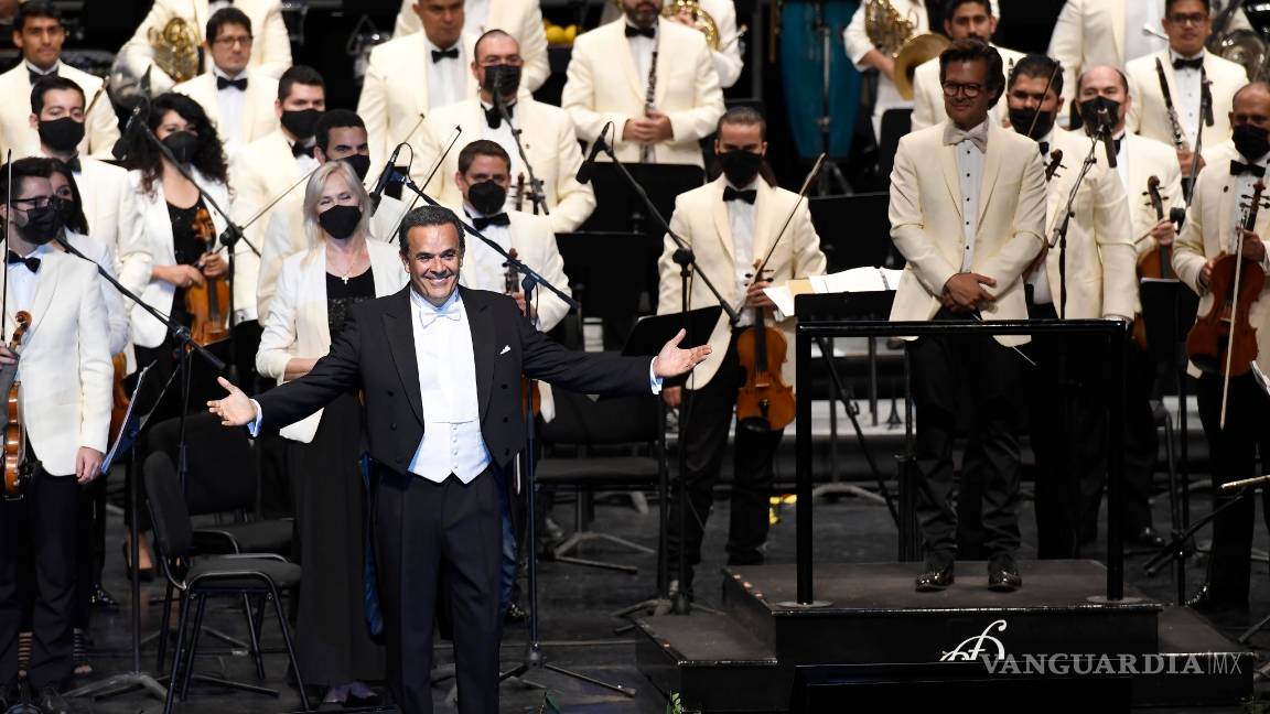 $!Celebra Fernando de la Mora su regreso a los escenarios en Saltillo