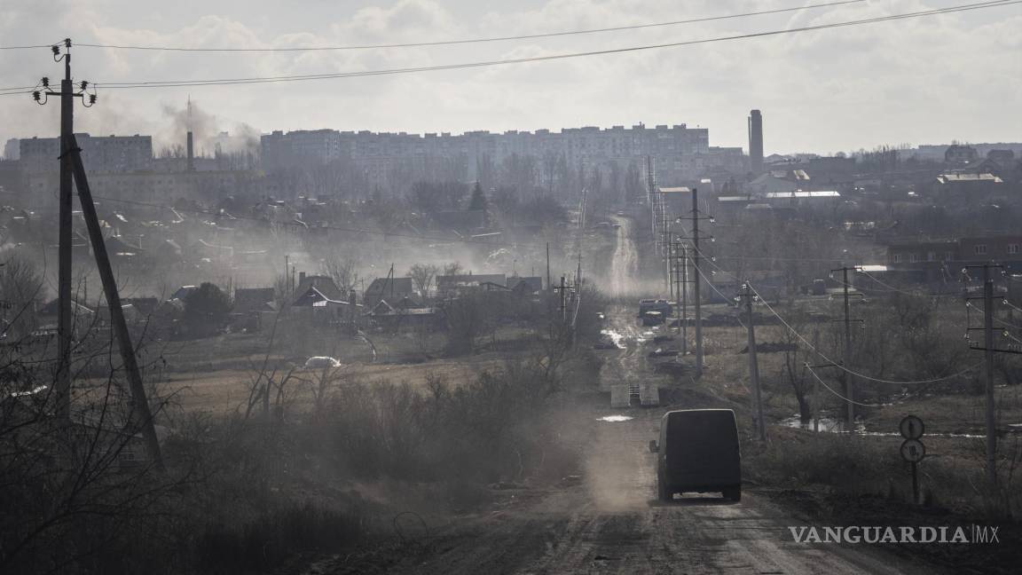 Entre duros combates, Rusia avanza sobre el bastión de la defensa de Ucrania