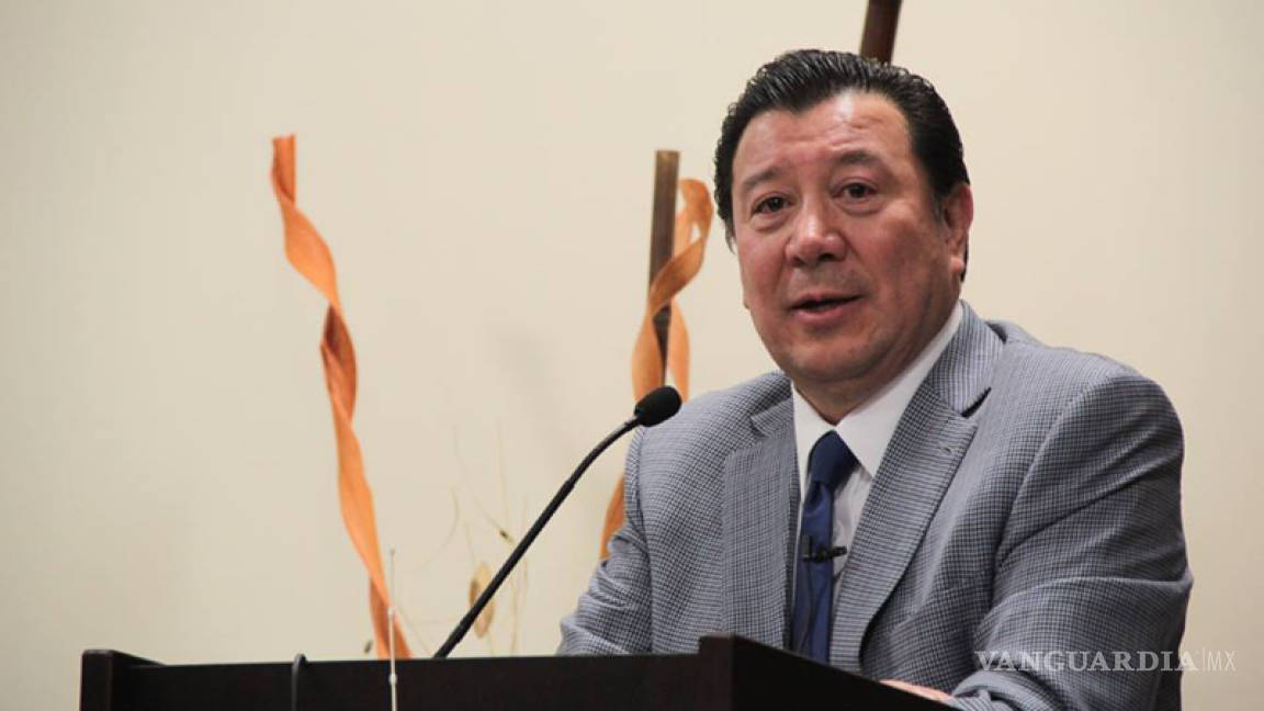 Enemigo de Osorio Chong deja el PRI: &quot;se volvió espacio de culto a dirigentes'