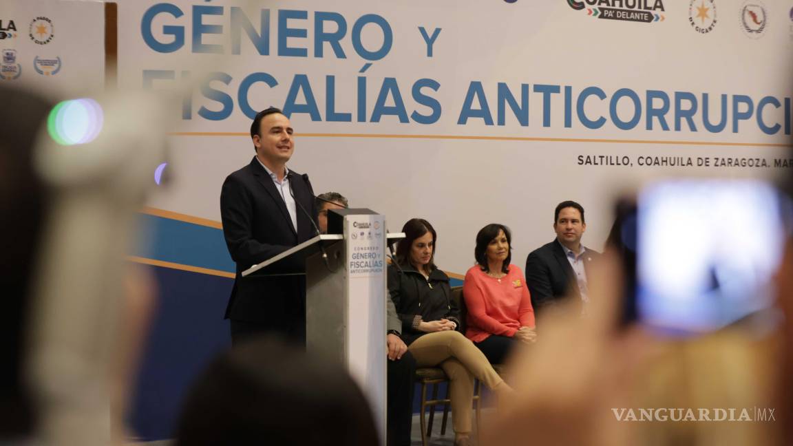 $!Manolo Jiménez Salinas reiteró que en Coahuila el combate a la corrupción se basa en la coordinación institucional y la transparencia.