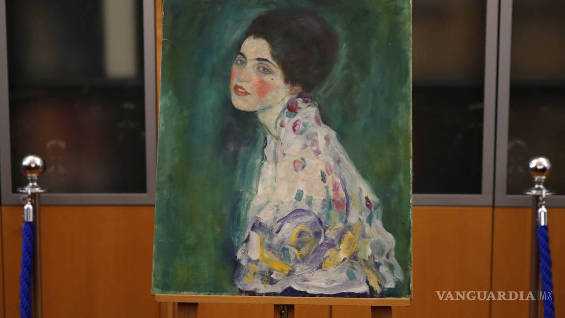 Confirman que el cuadro &quot;Retrato de una dama” es de Gustav Klimt, fue robado hace 23 años