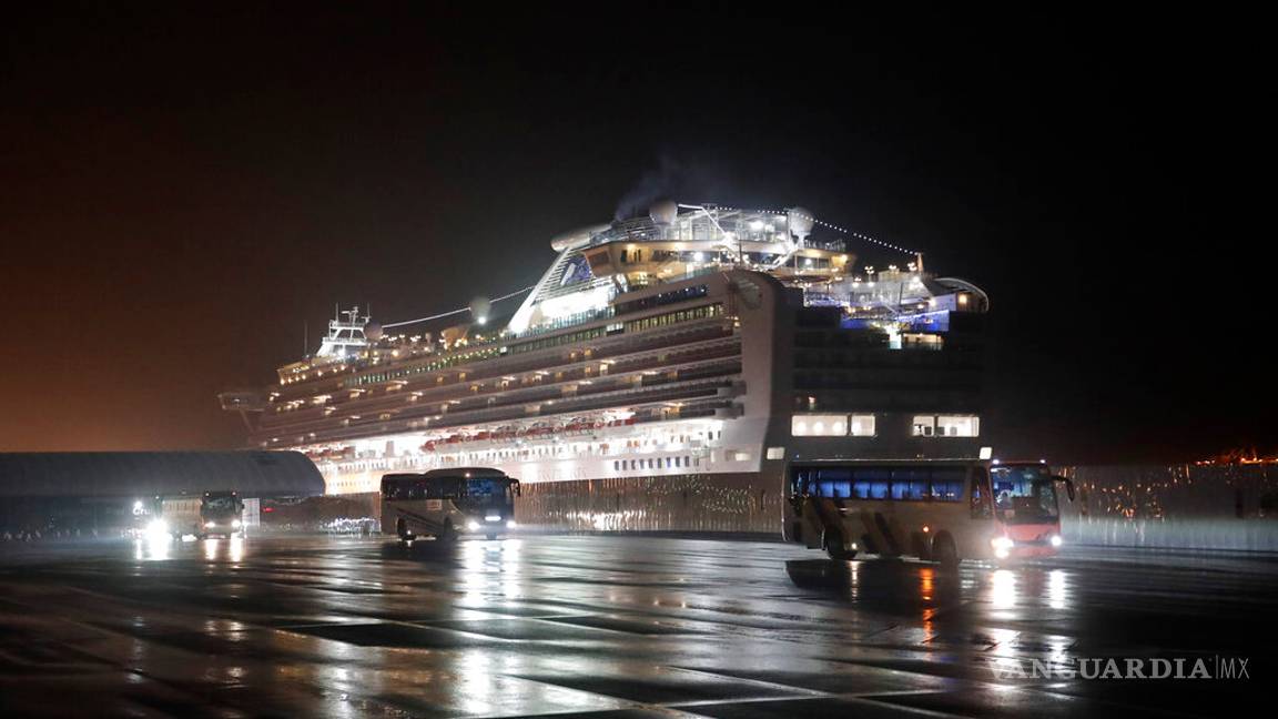 $!Termina cuarentena de crucero en Japón, desembarcarán mexicanos