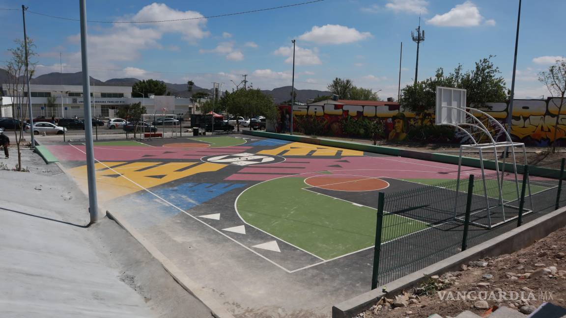 $!La colaboración entre gobierno, ciudadanía e iniciativa privada ha permitido renovar varias plazas públicas en distintos puntos de la ciudad.