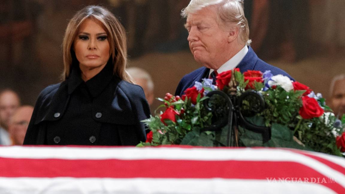 $!El Capitolio de EU abraza los restos del expresidente de EU George H. W. Bush (Fotogalería)