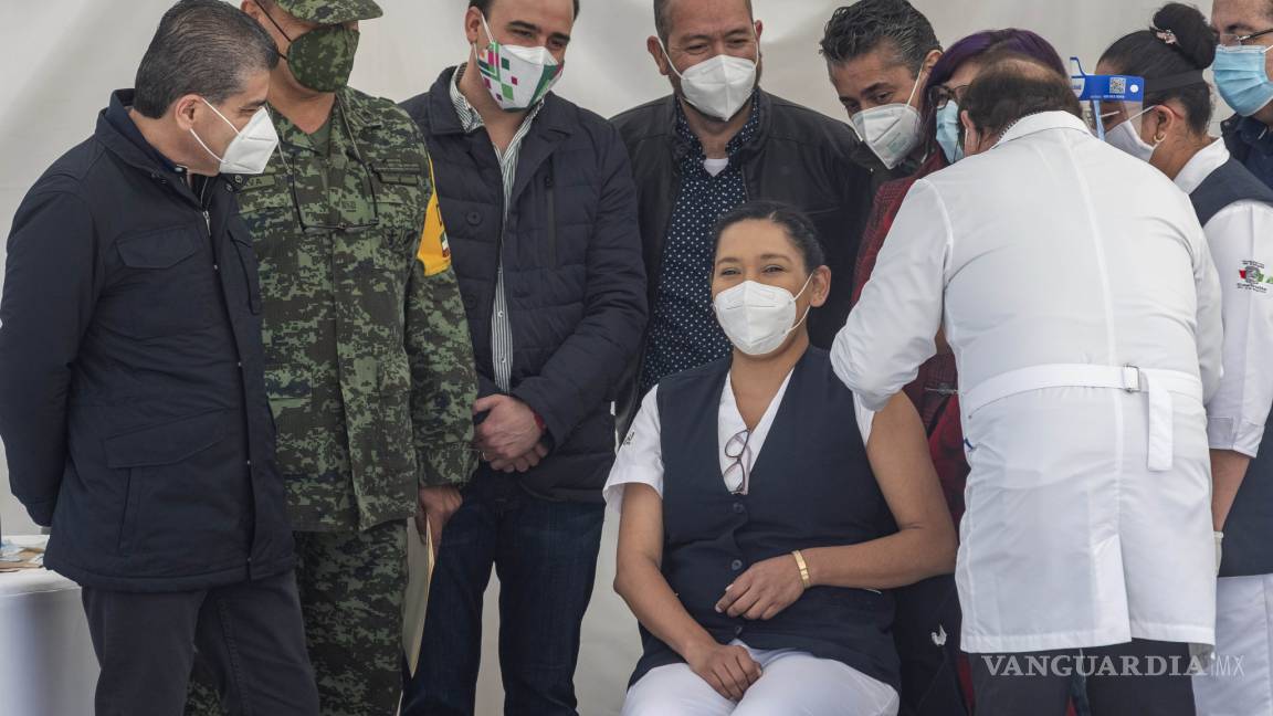 Da vacuna esperanza; alerta sigue hasta 2022, arranca inmunización en Coahuila