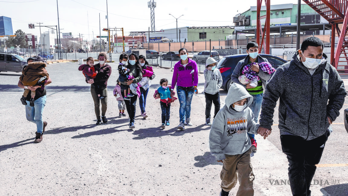 En la frontera México-EU: angustia y más migrantes