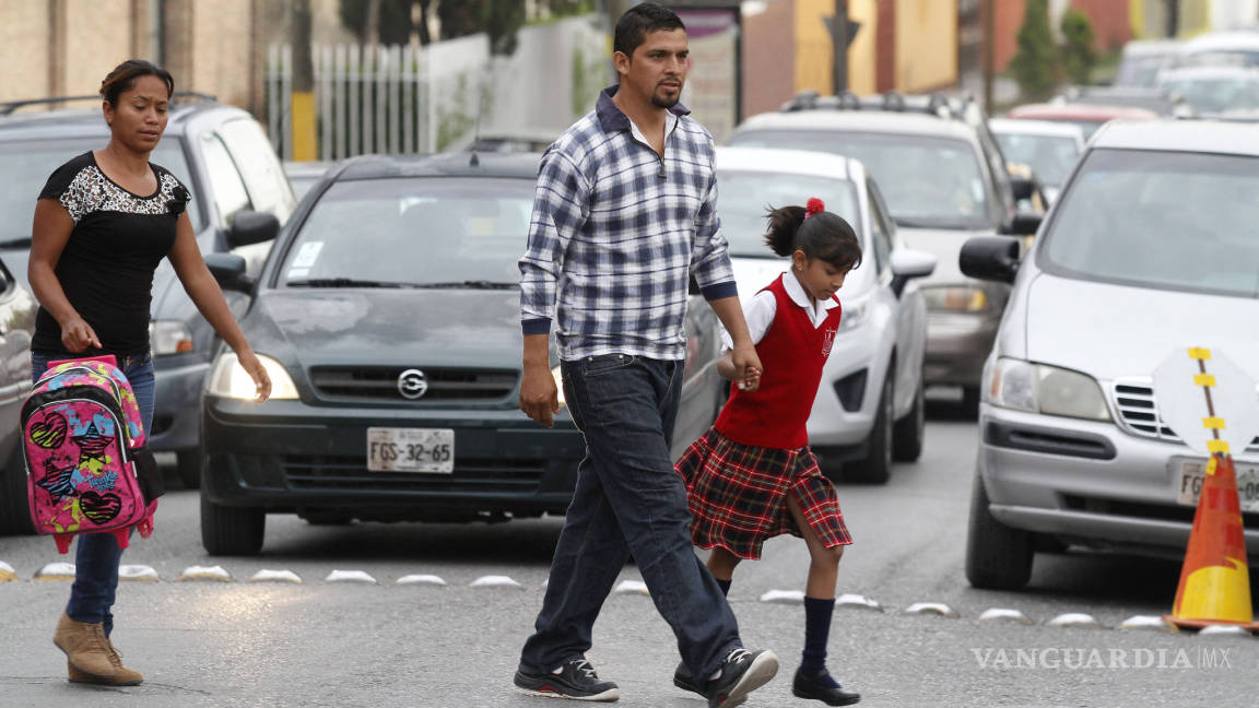 Erradican monopolio en la compra de uniformes en escuelas de Coahuila