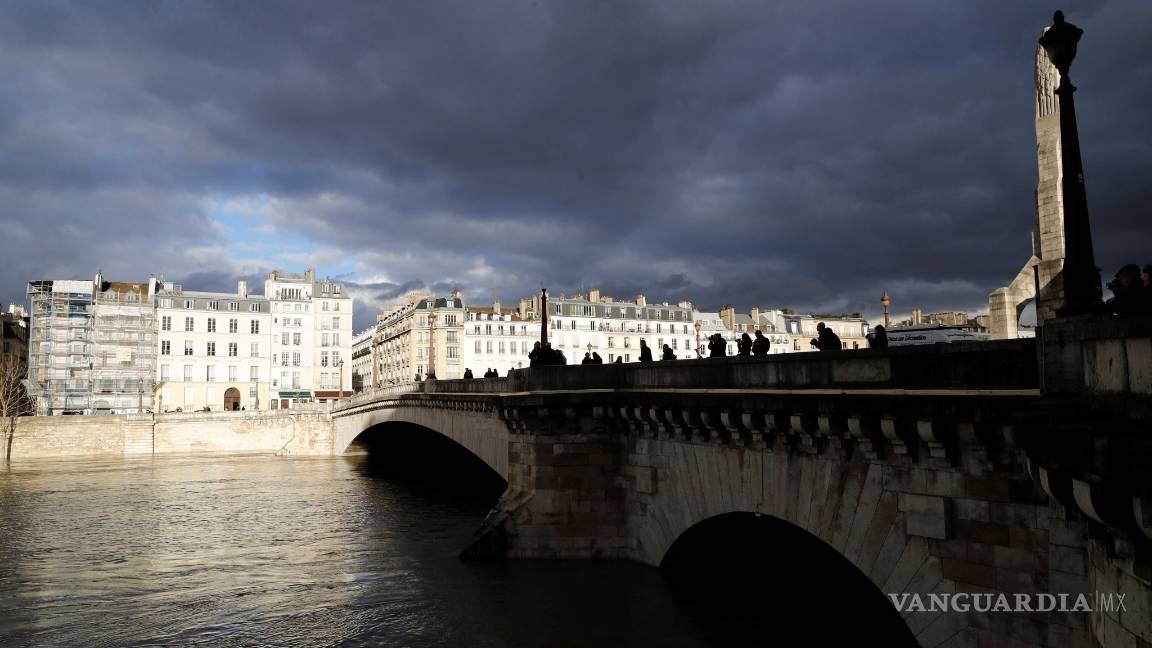 $!Río Sena se desborda inundando París (Fotos)