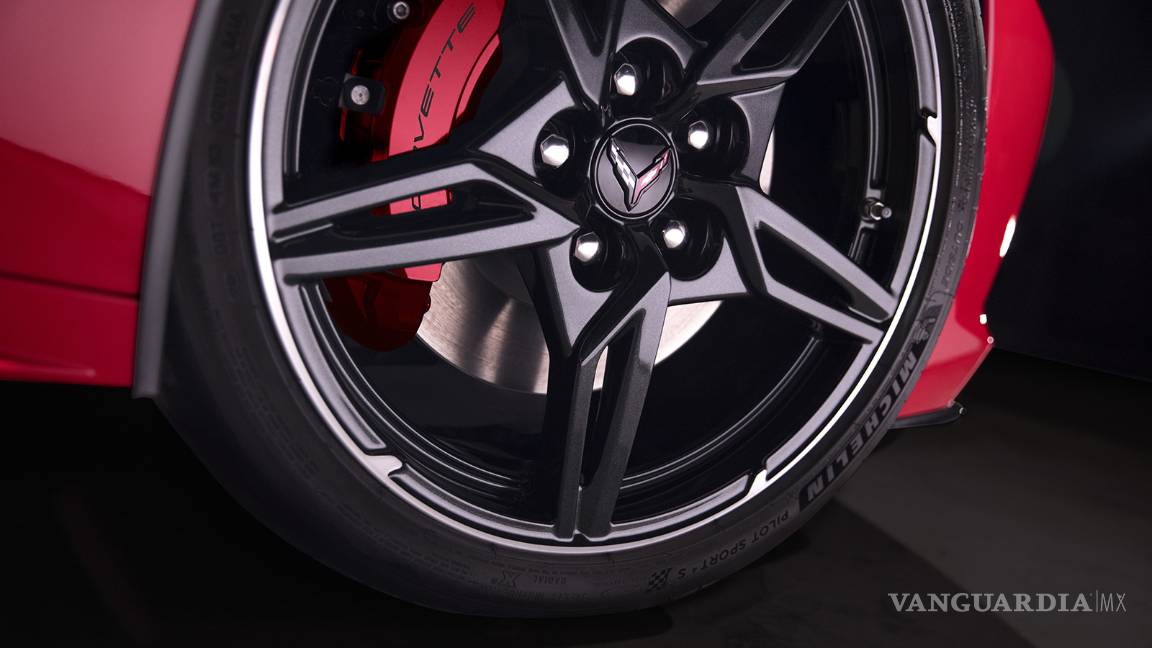 $!Así es el nuevo Chevrolet Corvette 2020, un 'Ferrari norteamericano' con motor central de 495 hp