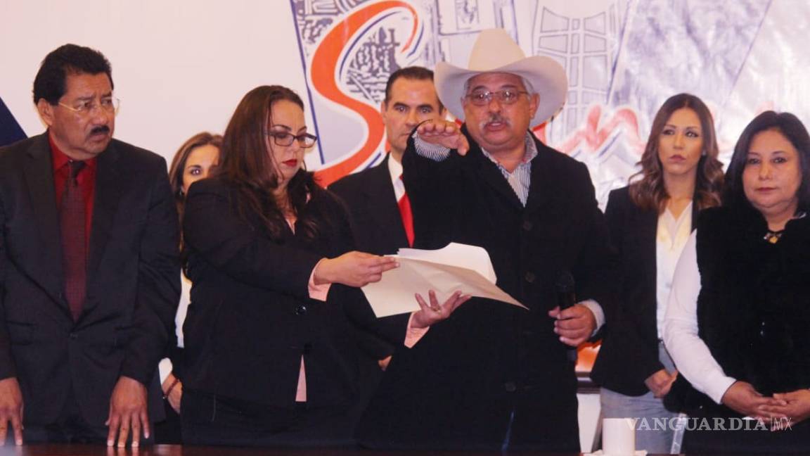 Rinde protesta para el periodo 2019-2021 alcalde de Sabinas; se compromete a impulsar el crecimiento