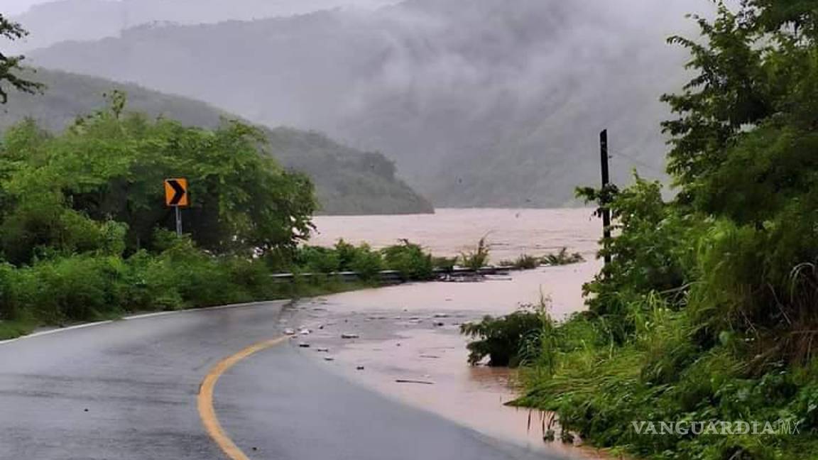 $!Acapulco se ahoga de nuevo; van tres días continuos de lluvia