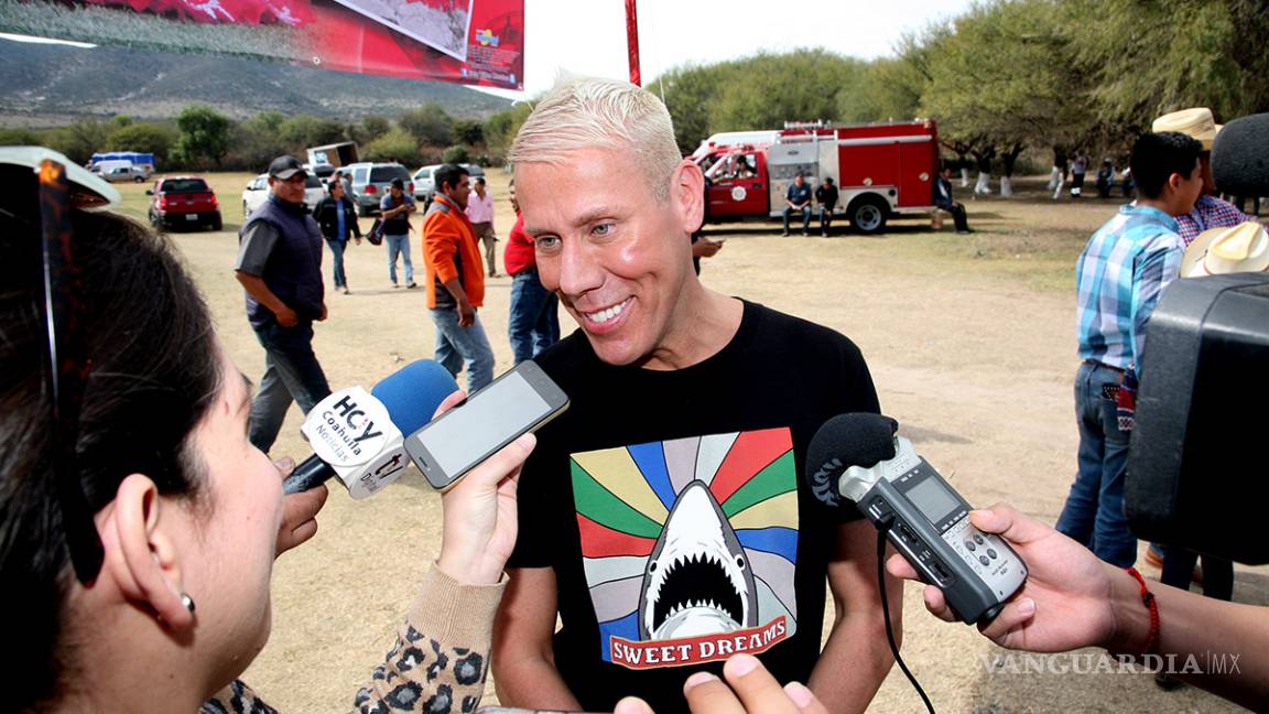 $!Rubí: Un quince años con glamour