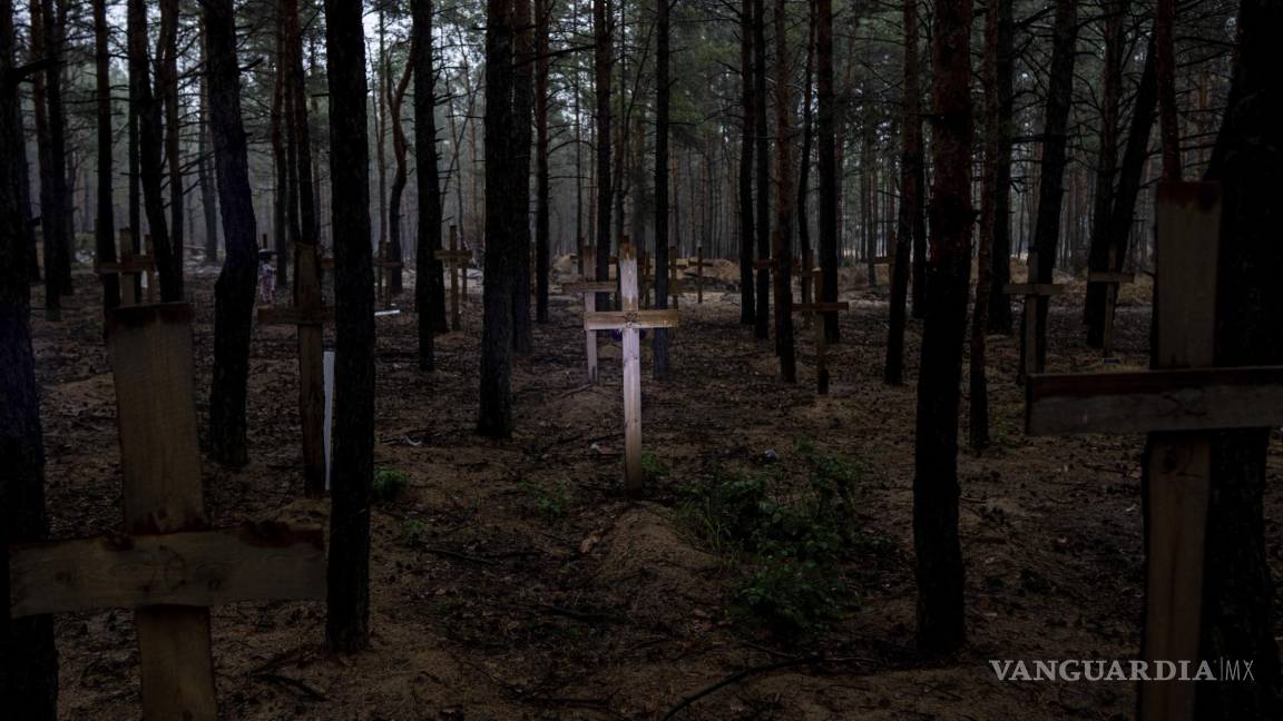 Muerte, la huella de la retirada rusa en Ucrania