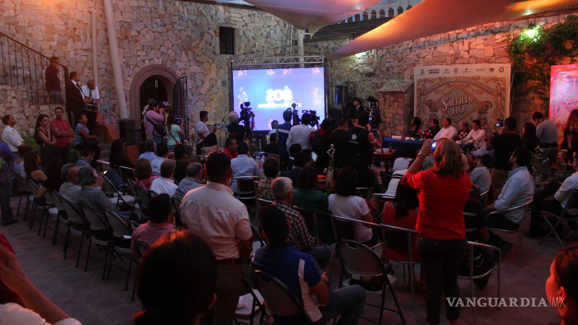 $!¡Saltillo se viste de fiesta!