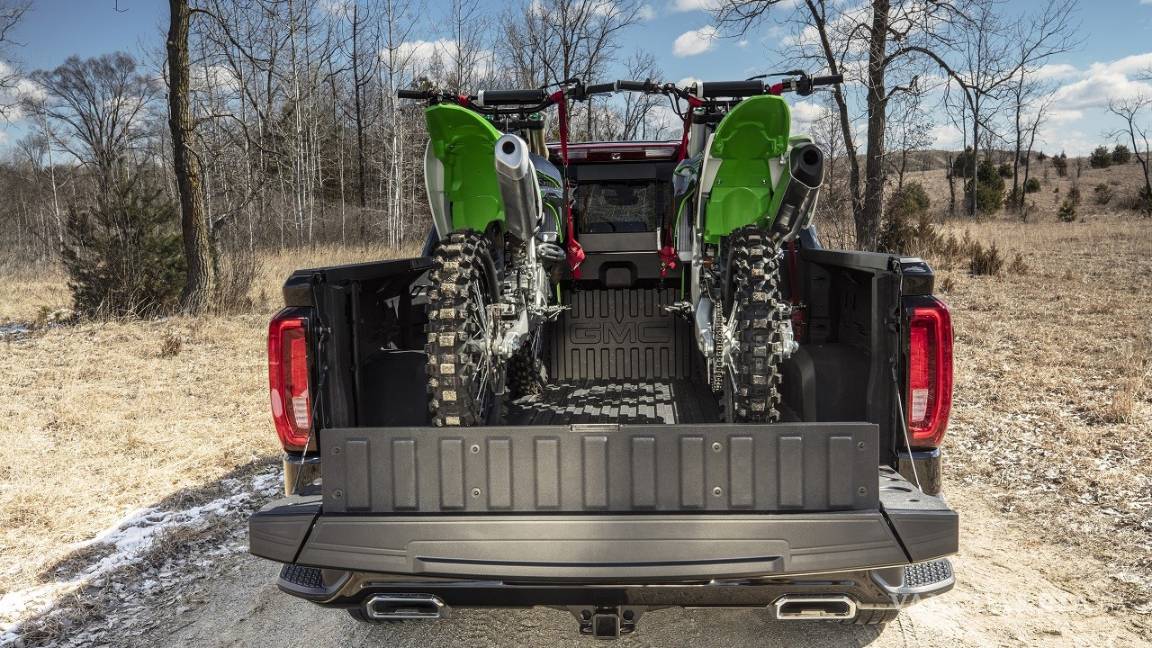 $!GMC CarbonPro, versiones especiales para pickups premium