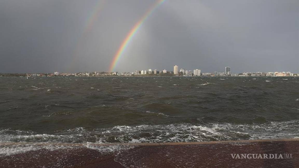 $!Una fuerte tormenta castiga con toda su fuerza la costa oeste de Australia