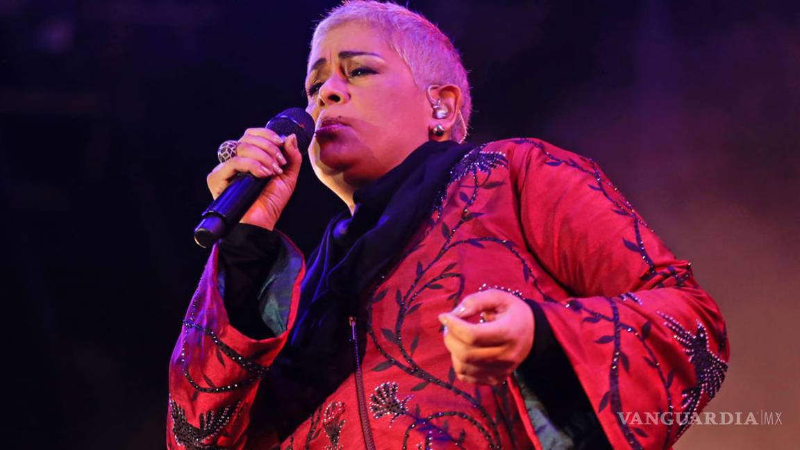 $!Eugenia León dedica a Toledo noche en Bellas Artes