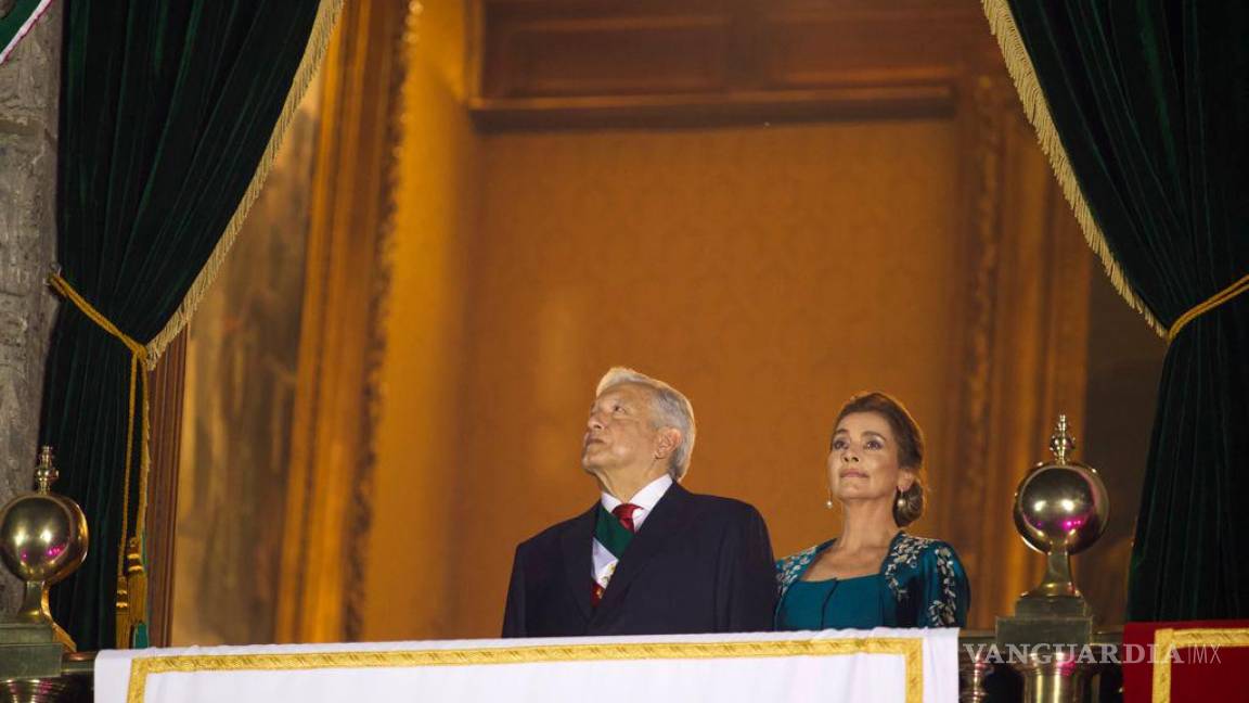 $!El Balcón Principal o Presidencia se abre cada noche de 15 de septiembre para la conmemoración del grito de independencia