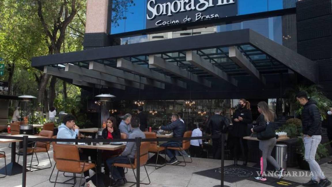 Denuncian racismo del Sonora Grill de la CDMX; divide a clientes por color de piel