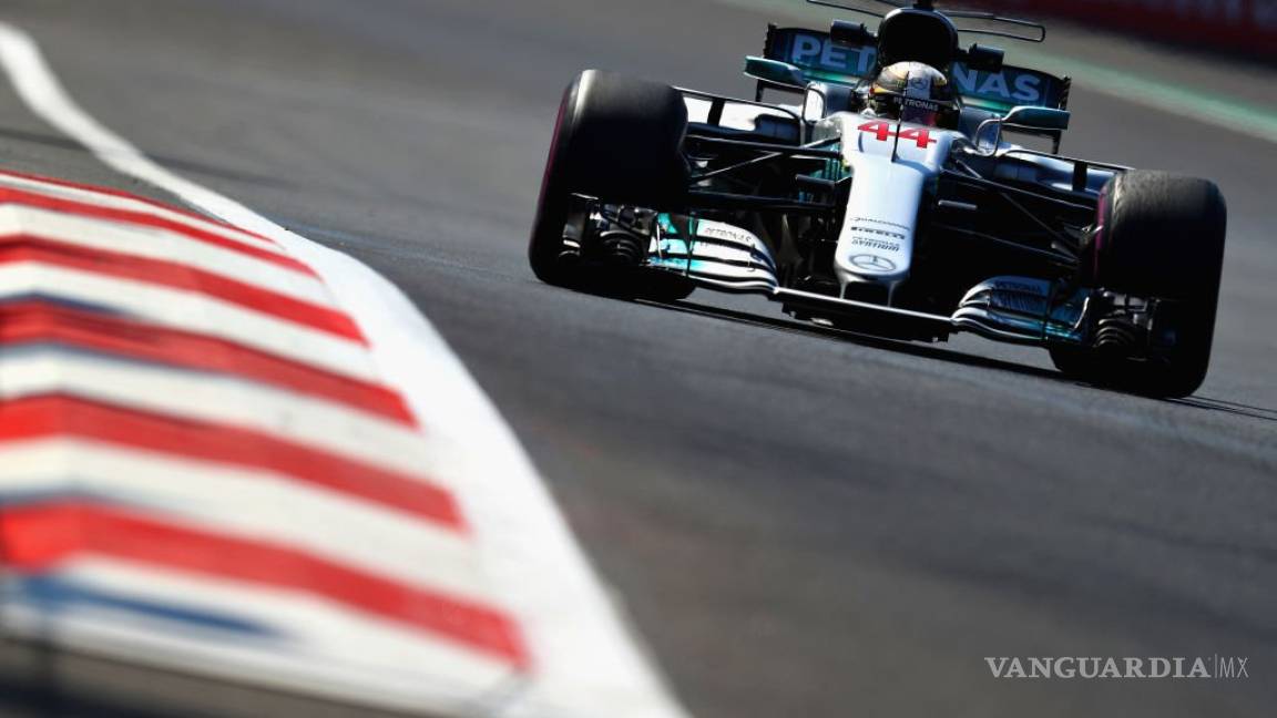 Mercedes domina la primera práctica del GP de México