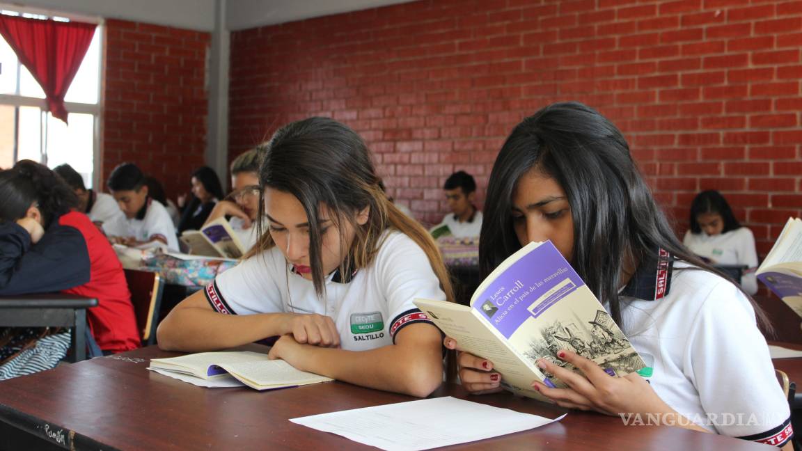 Invita Cecyte Coahuila a leer 23 mil títulos de literatura clásica