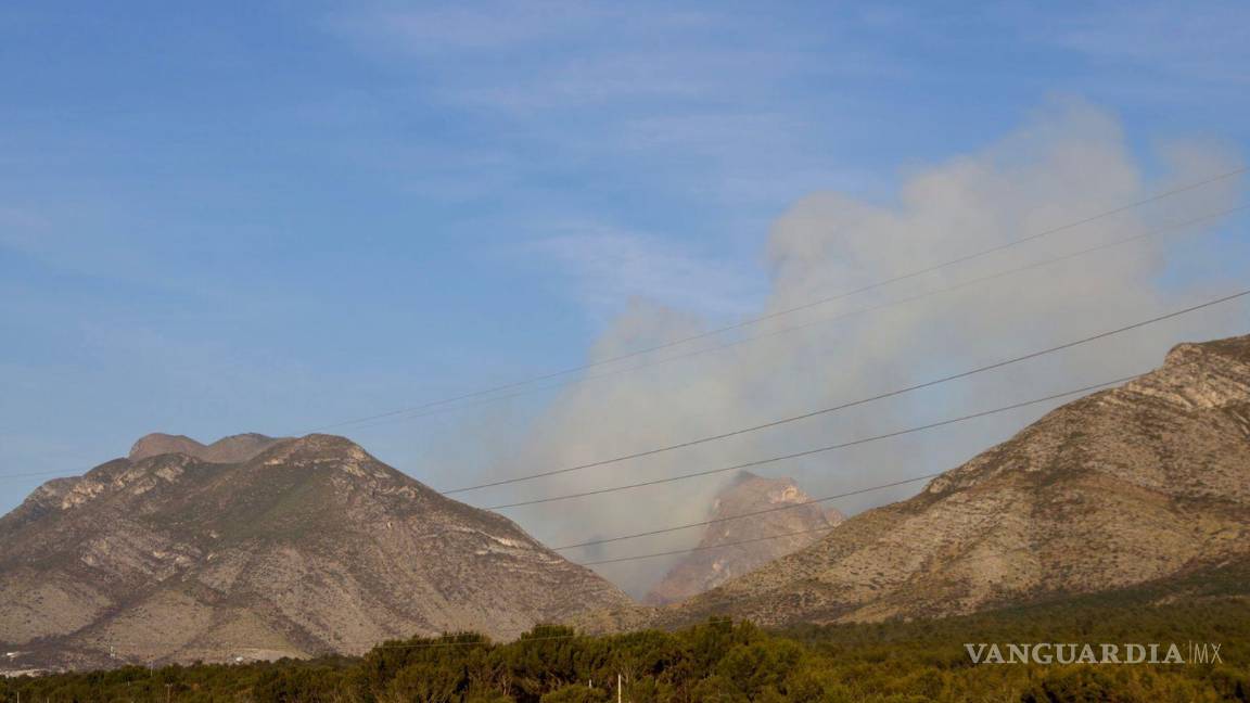 $!Fumarola del incendio en cañón de San Lorenzo en Saltillo