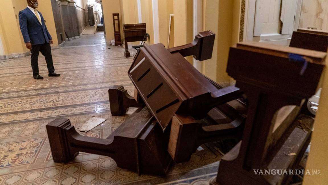 $!Asalto al Capitolio, un día histórico y lamentable que golpea la democracia en EU (fotos)