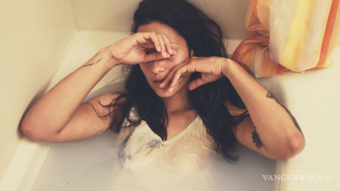 $!No dudes en buscar ayuda de un profesional de la salud mental si sientes que estás luchando por mantener tu bienestar emocional.