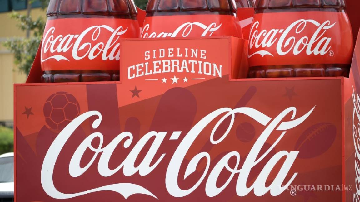 Por reestructuración, Coca-Cola ofrece el retiro voluntario a unos 4 mil empleados
