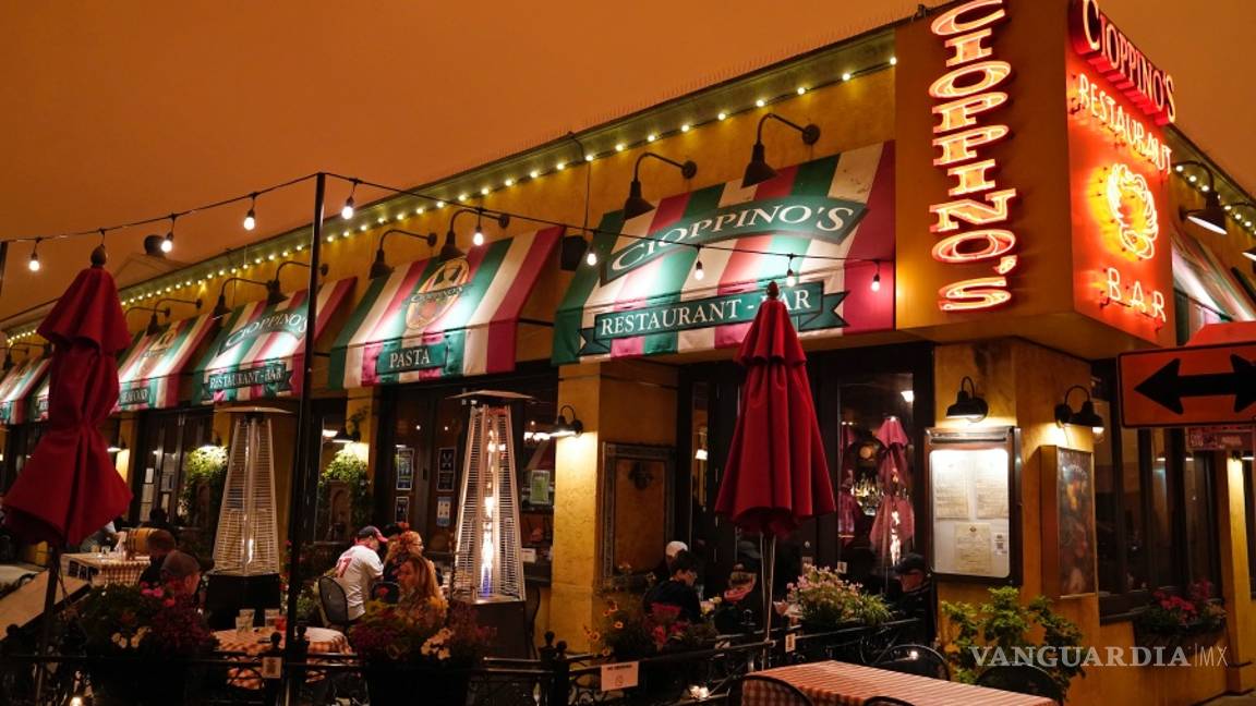 $!Incendios forestales pintan de un color naranja apocalíptico el cielo de San Francisco