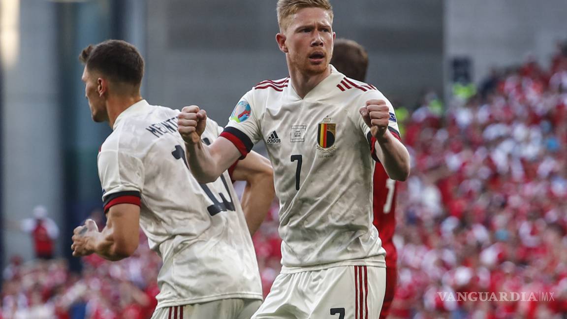 De Bruyne salva y clasifica a Bélgica ante Dinamarca
