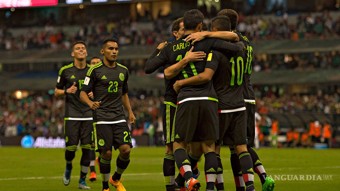 Selección mexicana desciende un lugar en ranking mundial FIFA