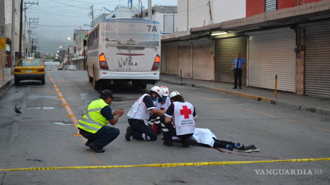 Muere estudiante saltillense al ser arrollada por unidad del transporte urbano