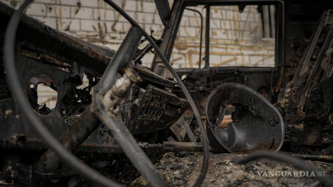 Restos de los combates, un reflejo de la infame guerra en Ucrania