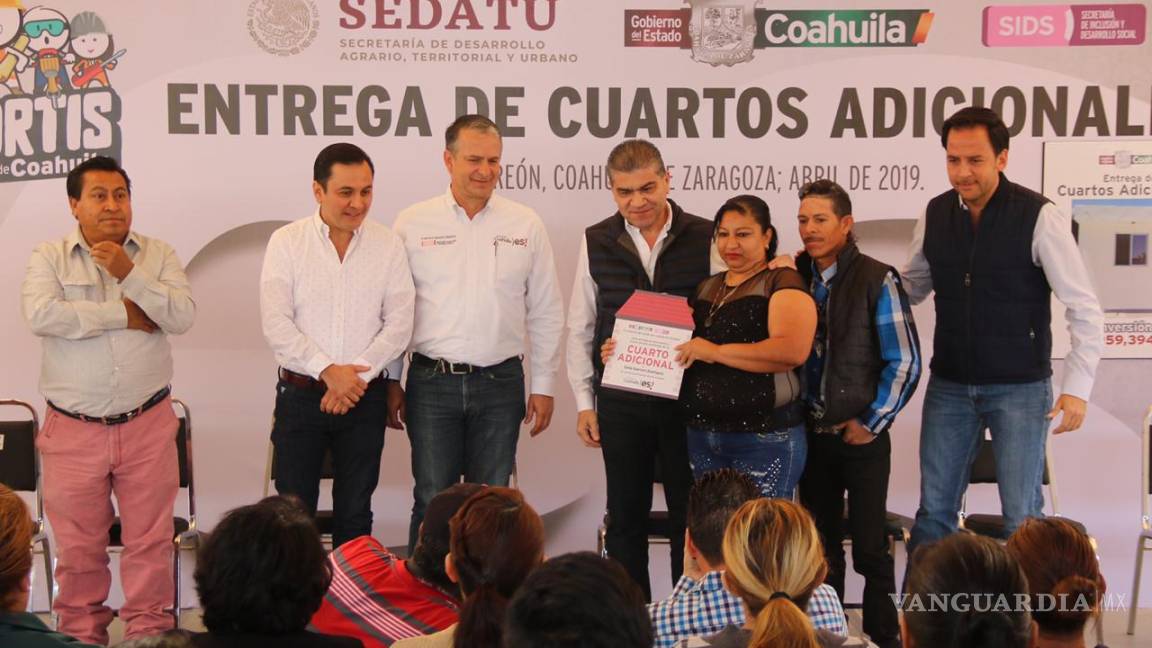 Riquelme entrega en Torreón 90 cuartos adicionales