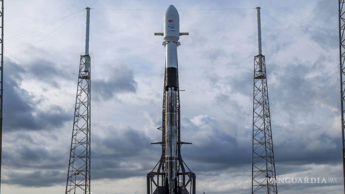 Lanza SpaceX un satélite turco de comunicaciones, es su primera misión de 2021