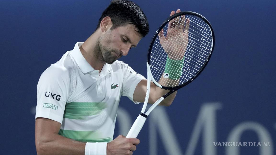 Novak Djokovic va a paso muy firme en Dubái