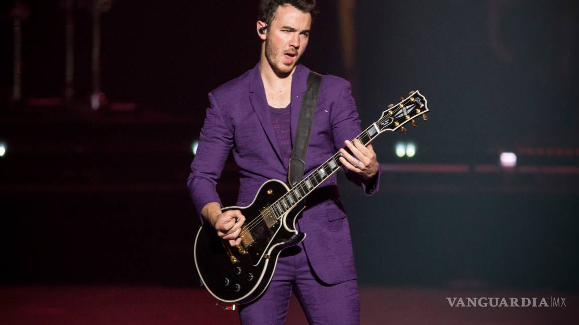$!Los Jonas Brothers enloquecen a sus fans en Monterrey