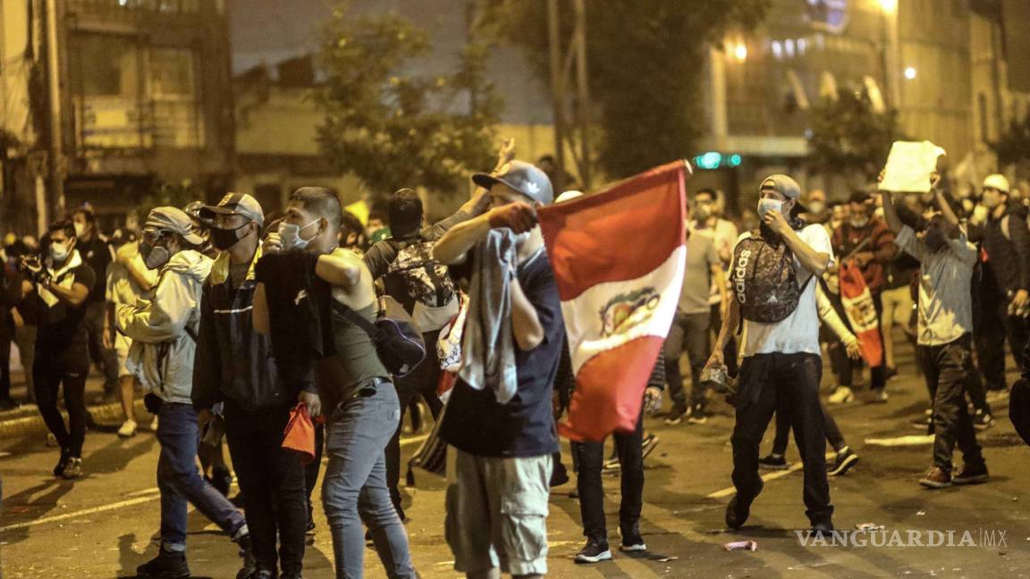 Continúan en Perú las marchas masivas en rechazo al Gobierno de Manuel Merino