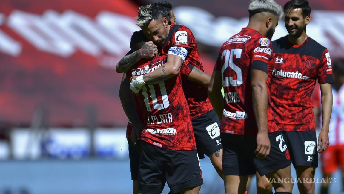 Toluca derrota al Necaxa y ya es líder del futbol mexicano