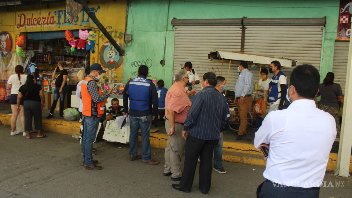 $!Realizan operativo de inspección en mercado Alianza de Torreón