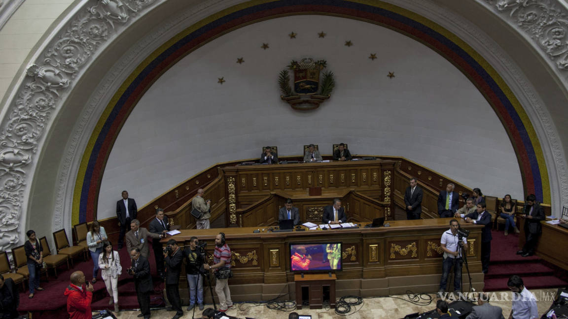Gobierno venezolano pide a oposición mantenerse en el diálogo