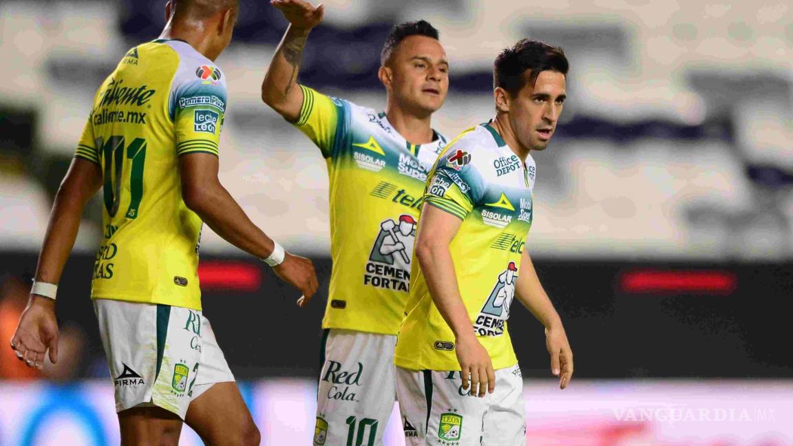 Pumas cayó ante León en el Estadio Nou Camp por marcador de 3-1