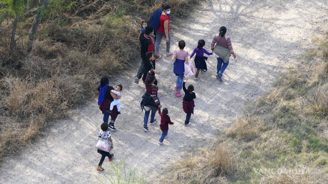 Recibe San Diego cientos de menores migrantes en un albergue temporal